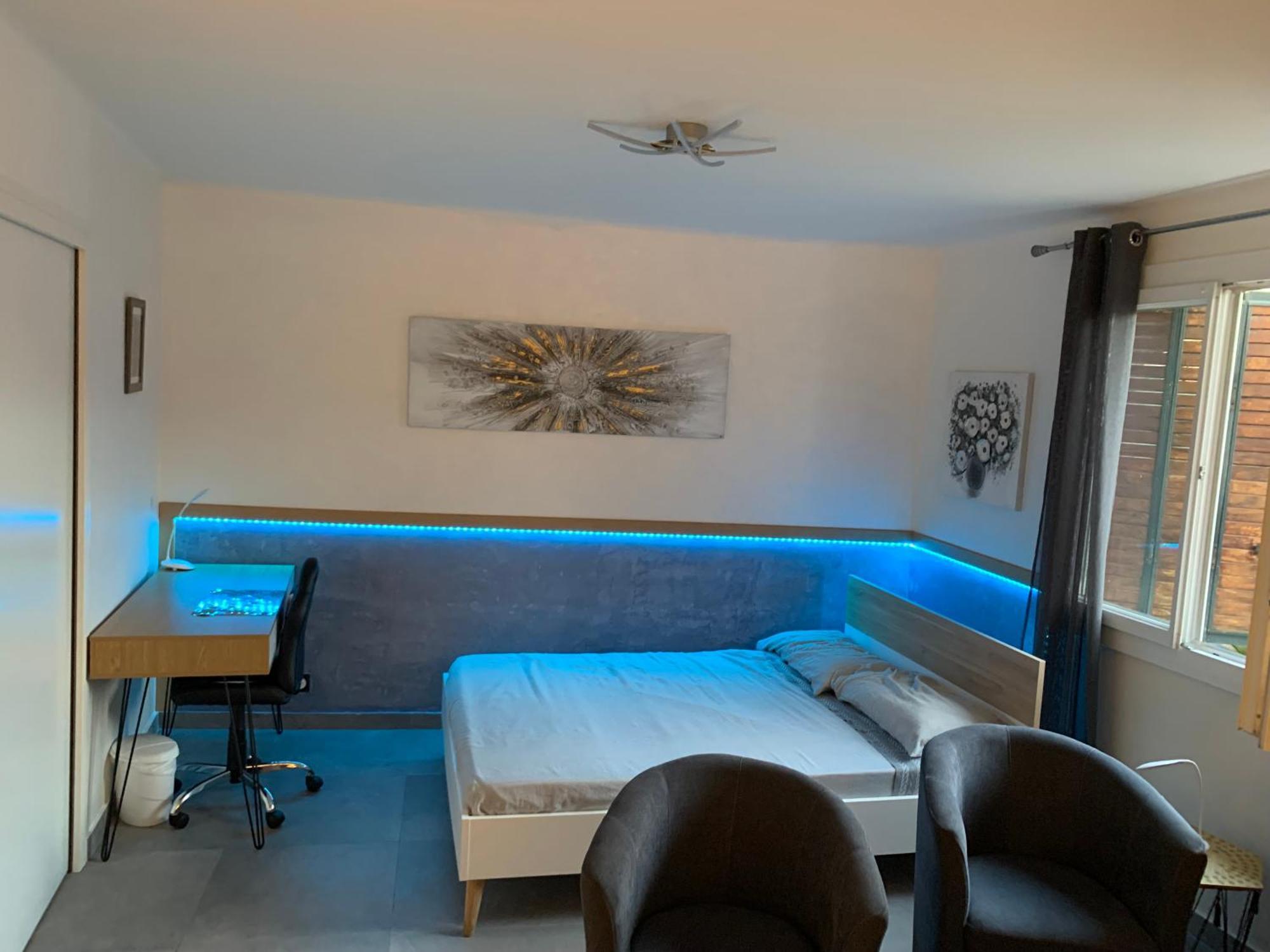 Grand Studio Tres Agreable Avec Bar, Cuisine Et Terrasse Cagnes-sur-Mer Exterior foto